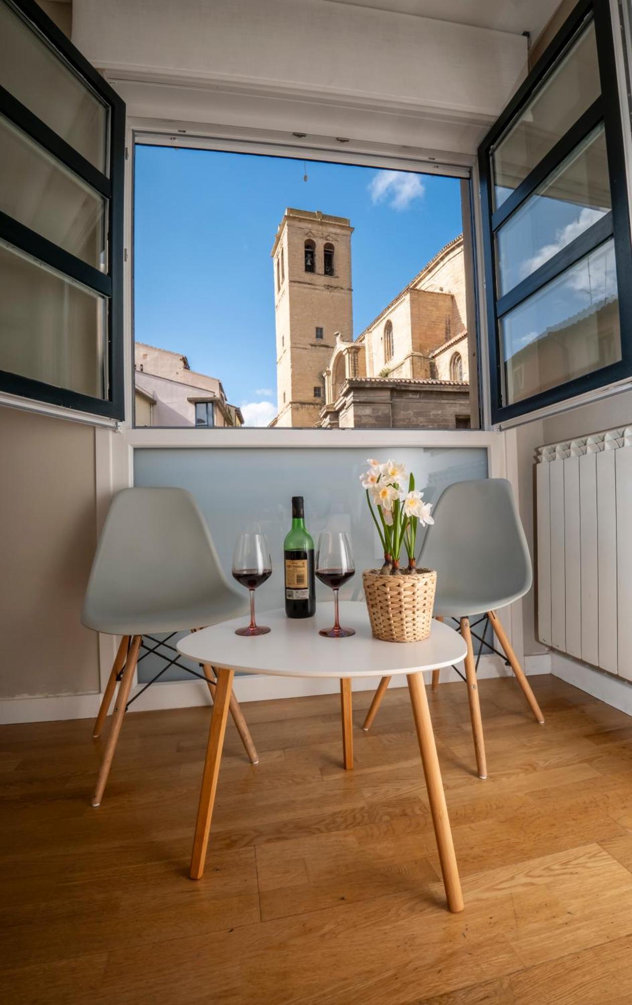Santiago Tower Aire Ac Casco Antiguo By Apartamentos Логроньо Экстерьер фото